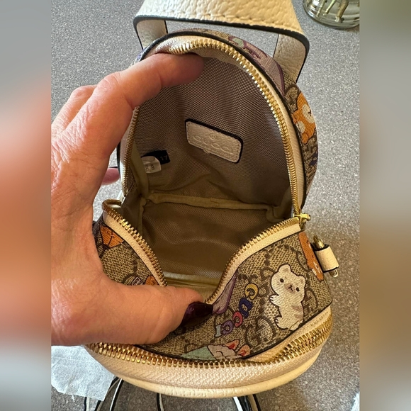 Patterned Women's Backpack - Picture 5 of 5